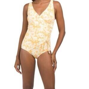 Nip Tuck One Piece Swim Swimsuit Multi fit cup Women’s 4